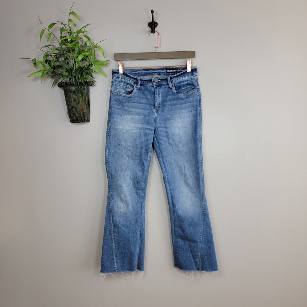 Blank NYC Jeans Kick Boot Low Rise Cropped Twisted Seam Frayed Medium Wash 28